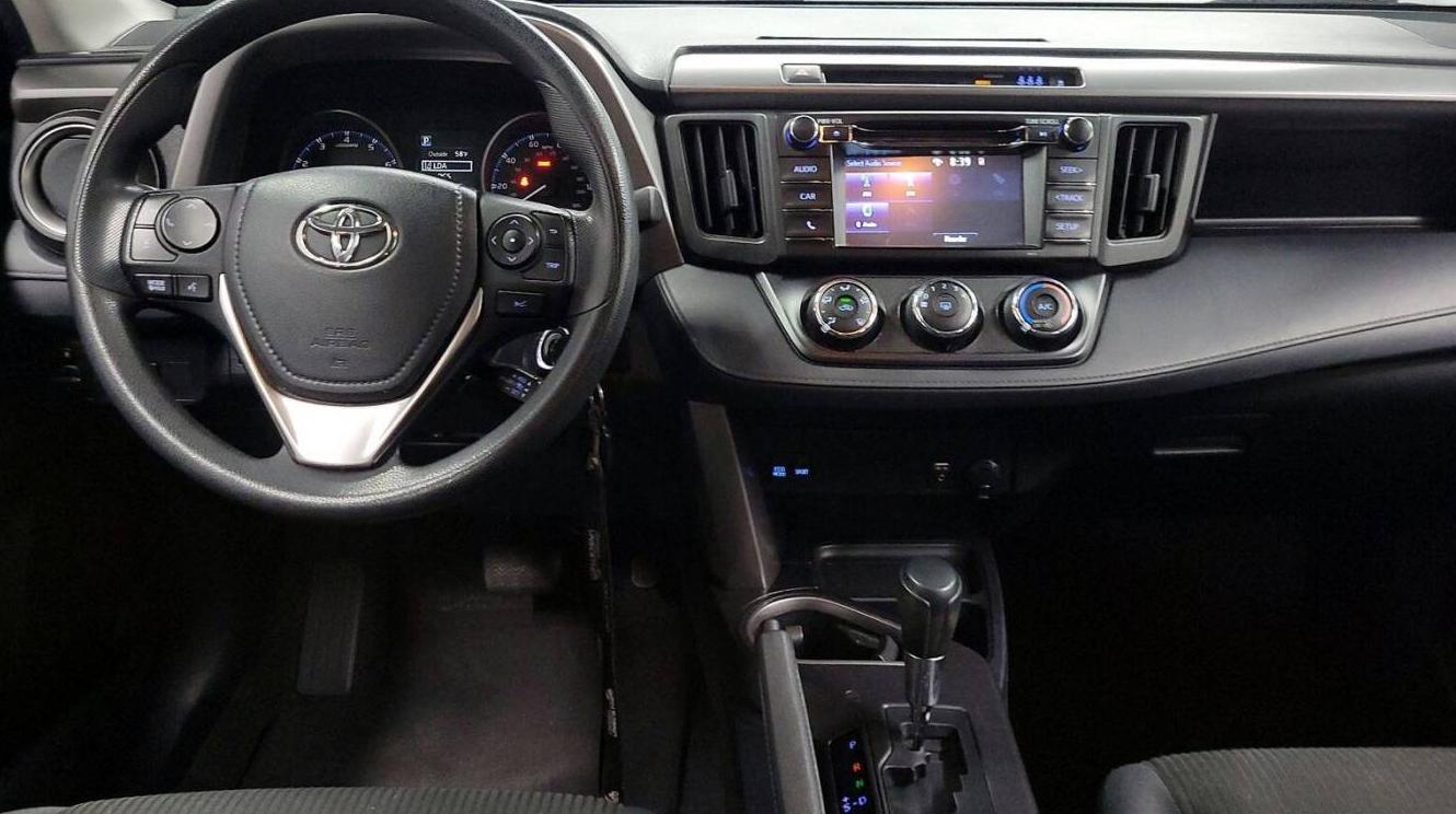 TOYOTA RAV4 2017 JTMZFREV2HJ135517 image