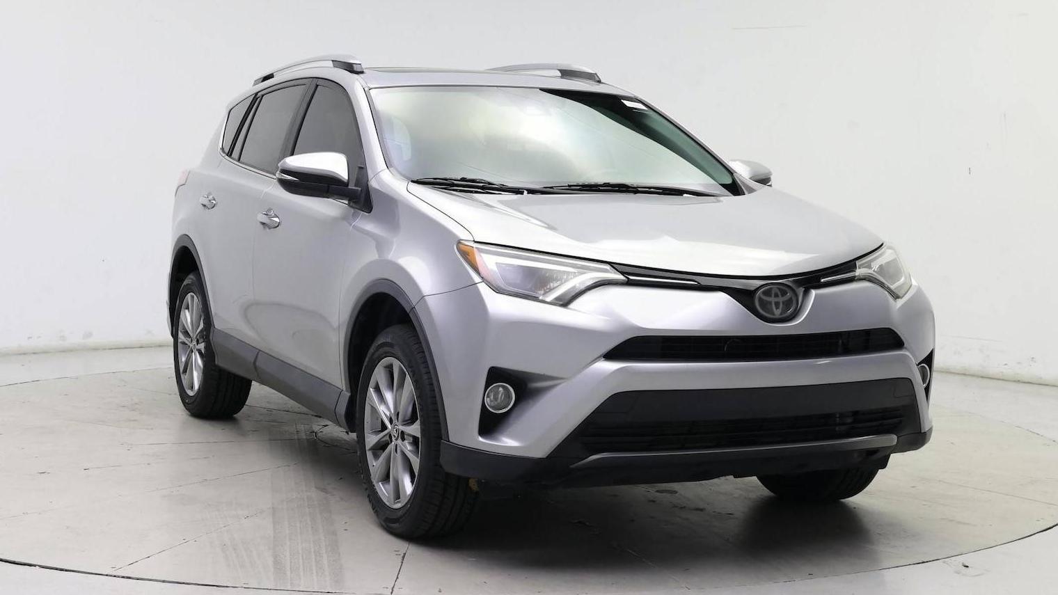 TOYOTA RAV4 2017 2T3YFREV3HW318275 image