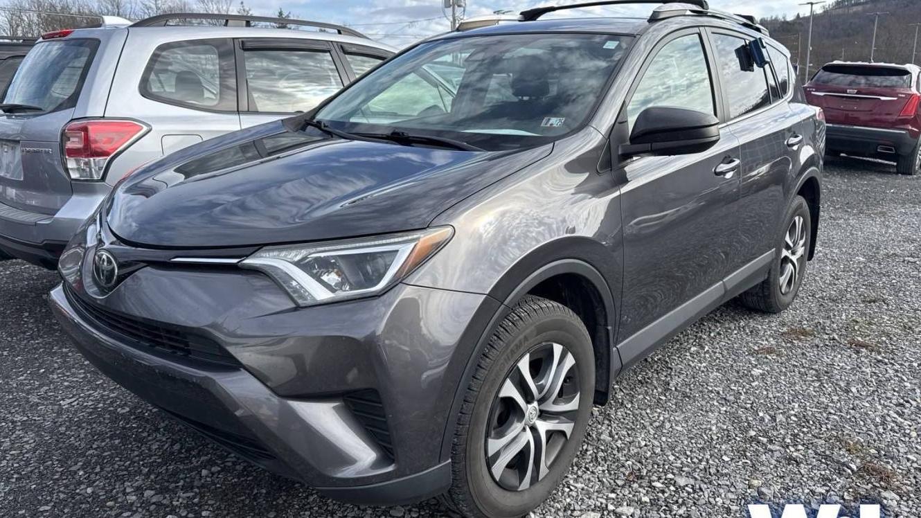 TOYOTA RAV4 2017 2T3BFREVXHW645147 image