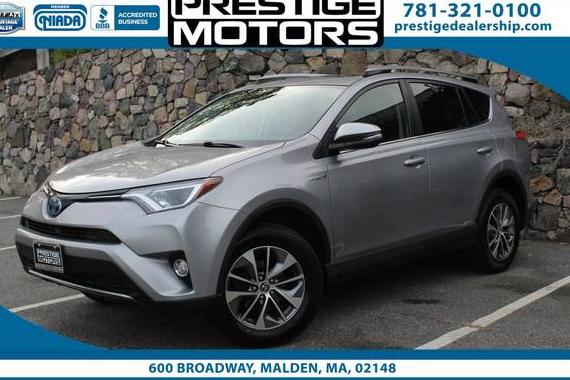 TOYOTA RAV4 2017 JTMRJREV9HD122115 image
