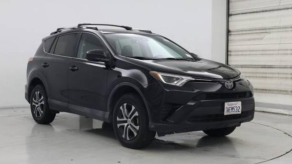 TOYOTA RAV4 2017 2T3BFREV1HW558611 image
