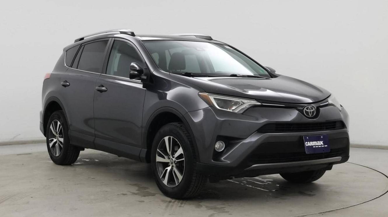 TOYOTA RAV4 2017 2T3RFREV3HW694608 image