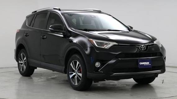 TOYOTA RAV4 2017 2T3RFREV7HW639143 image