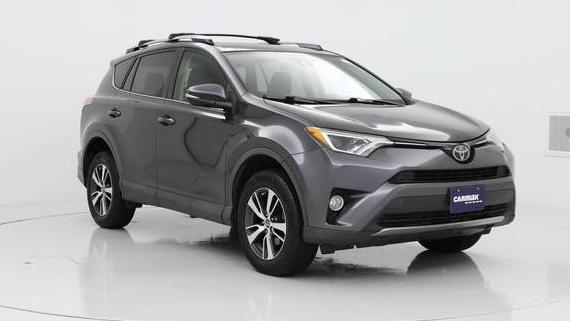 TOYOTA RAV4 2017 JTMRFREV7HD201283 image