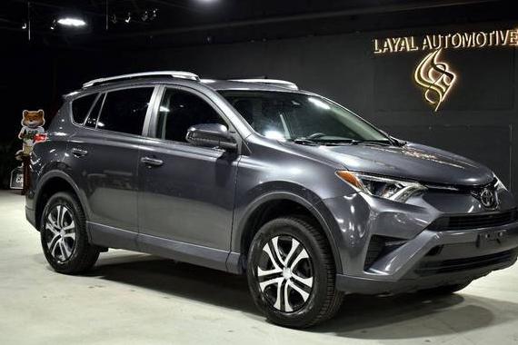 TOYOTA RAV4 2017 2T3BFREV4HW669251 image