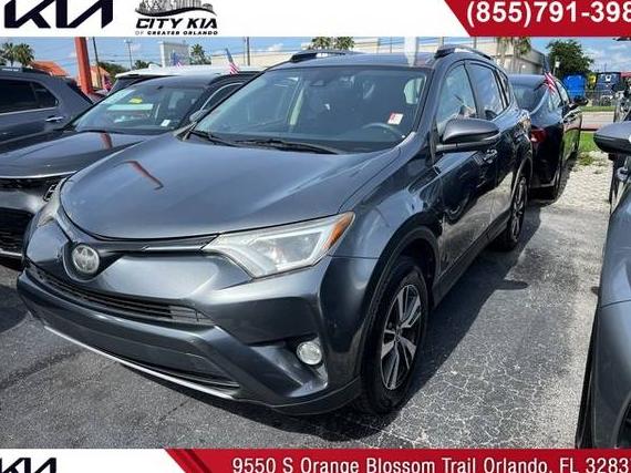 TOYOTA RAV4 2017 JTMWFREVXHD103447 image
