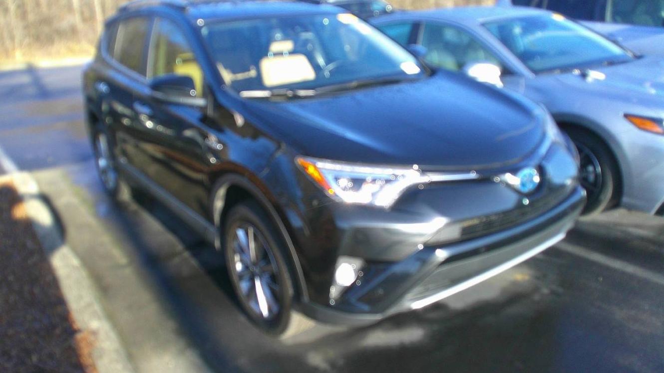 TOYOTA RAV4 2017 JTMDJREV6HD086359 image