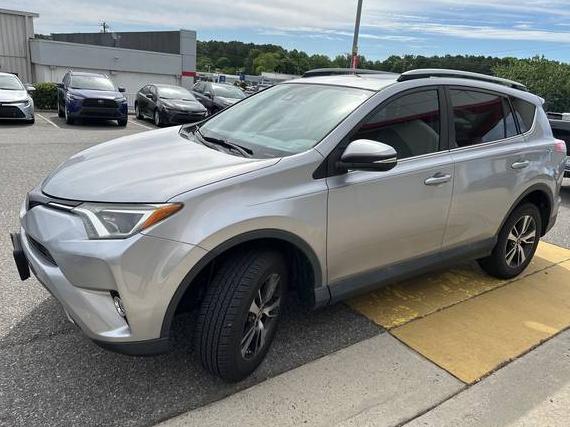TOYOTA RAV4 2017 2T3WFREV5HW369820 image
