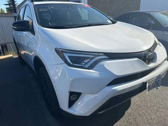 TOYOTA RAV4 2017 JTMJFREV4HJ712707 image