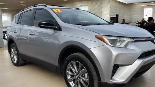 TOYOTA RAV4 2017 2T3BFREV8HW648936 image