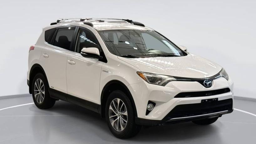 TOYOTA RAV4 2017 JTMRJREV7HD115907 image