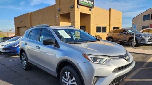 TOYOTA RAV4 2017 2T3ZFREV3HW368422 image