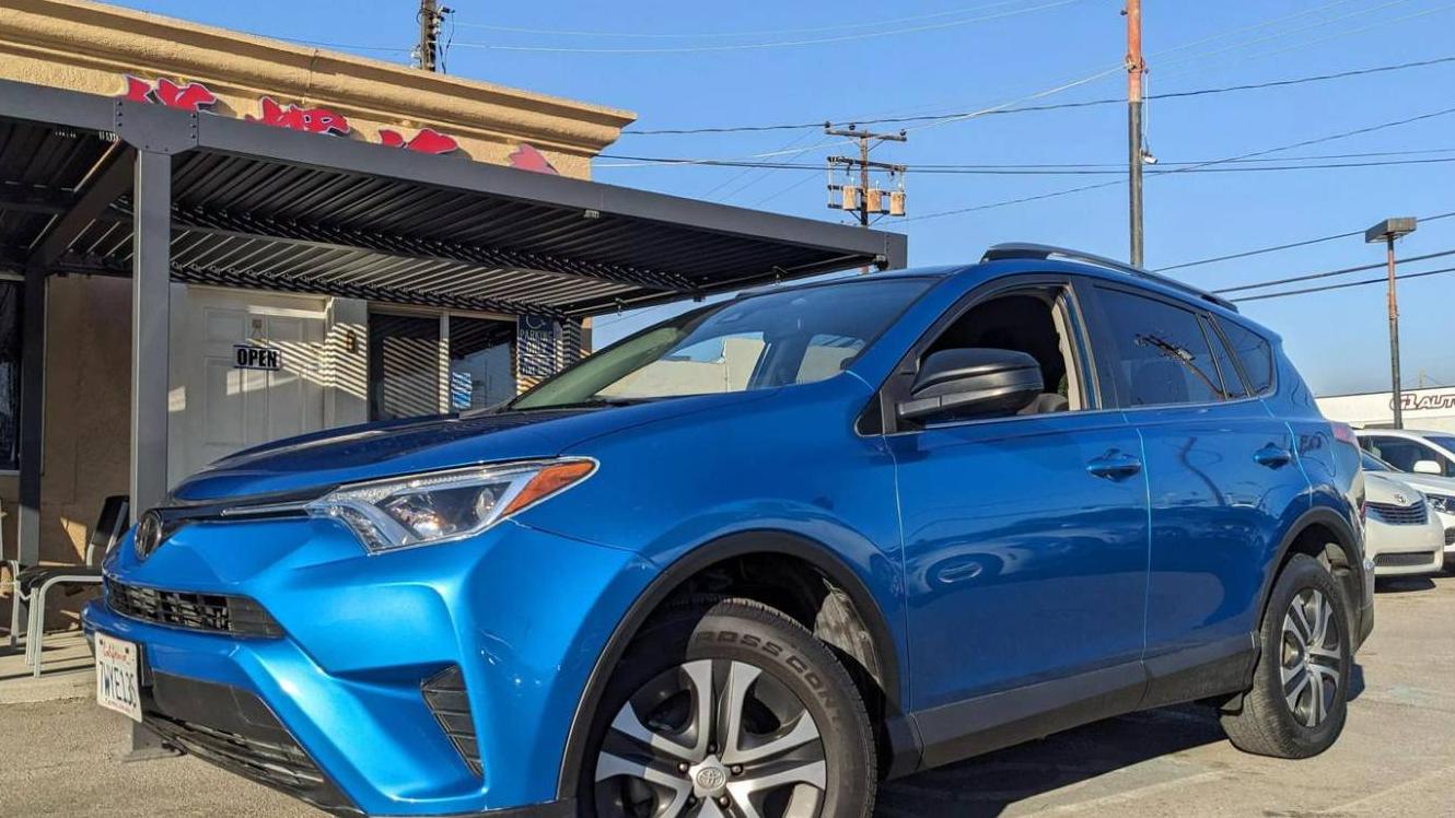 TOYOTA RAV4 2017 JTMZFREV6HJ703669 image