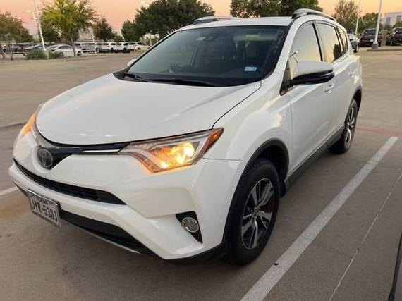 TOYOTA RAV4 2017 JTMWFREV3HJ720688 image