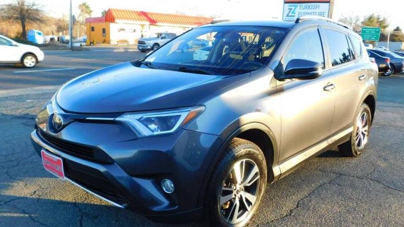 TOYOTA RAV4 2017 JTMRFREV1HJ705717 image