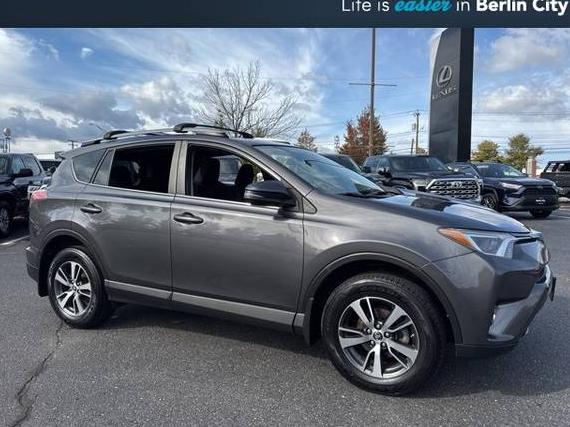 TOYOTA RAV4 2017 2T3RFREV3HW572864 image TOYOTA RAV4 2017 2T3RFREV3HW572864 image