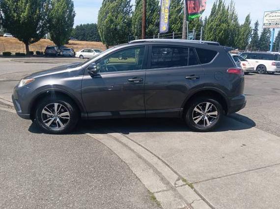 TOYOTA RAV4 2017 JTMRFREV8HJ105826 image