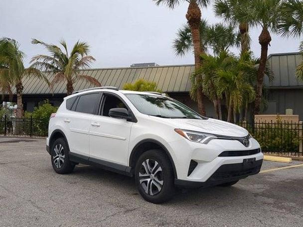 TOYOTA RAV4 2017 JTMZFREV0HJ707040 image