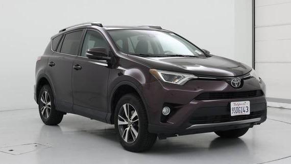 TOYOTA RAV4 2017 2T3RFREV2HW583239 image