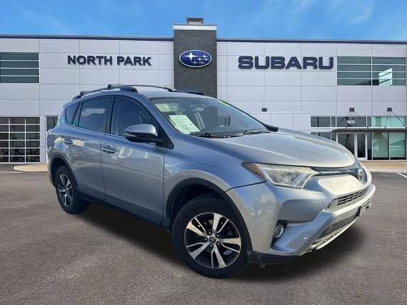 TOYOTA RAV4 2017 2T3WFREV0HW337714 image