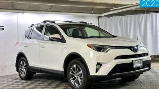 TOYOTA RAV4 2017 JTMRJREV6HD085556 image