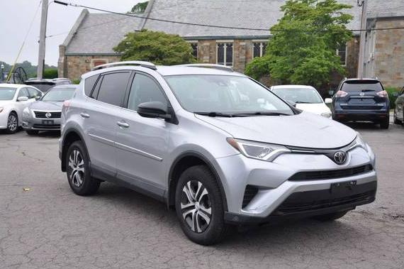 TOYOTA RAV4 2017 2T3BFREV9HW551745 image