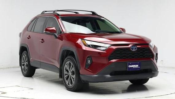 TOYOTA RAV4 2024 JTMB6RFV9RD120674 image