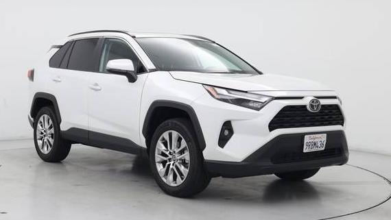 TOYOTA RAV4 2024 2T3A1RFV2RW494623 image