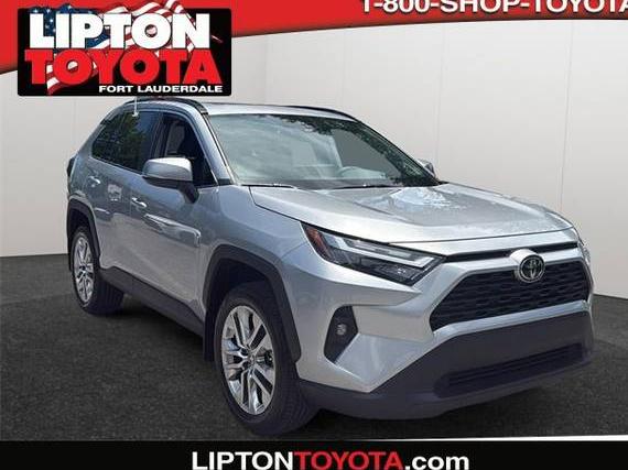 TOYOTA RAV4 2024 2T3C1RFV2RC261397 image