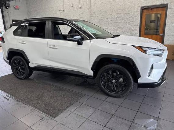 TOYOTA RAV4 2024 4T3E6RFV5RU175204 image