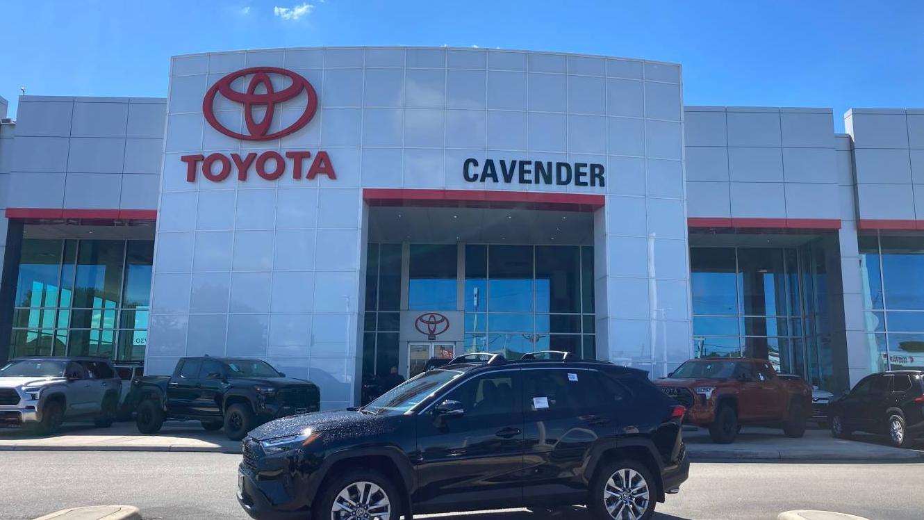 TOYOTA RAV4 2024 2T3C1RFV4RW328824 image