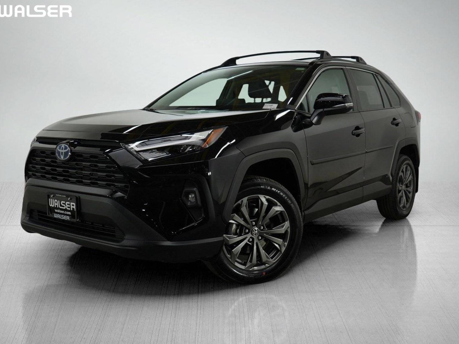 TOYOTA RAV4 2024 2T3B6RFV8RW081918 image