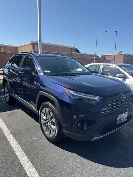 TOYOTA RAV4 2024 2T3N1RFV2RW409636 image
