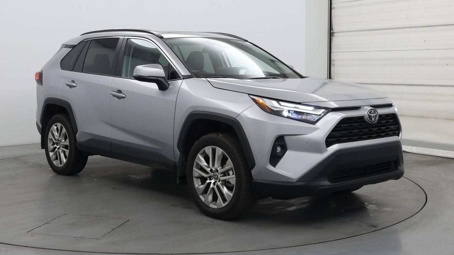 TOYOTA RAV4 2024 2T3C1RFV5RC261488 image