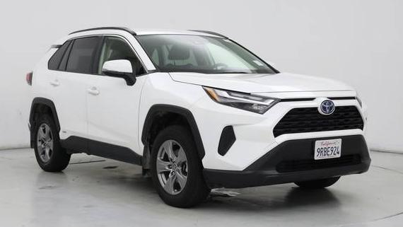 TOYOTA RAV4 2024 JTMMWRFV1RD270061 image