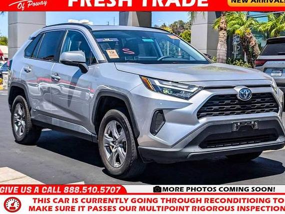 TOYOTA RAV4 2024 JTMRWRFV4RD249226 image