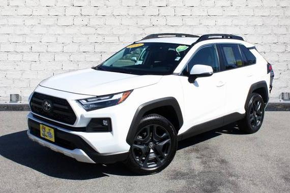 TOYOTA RAV4 2024 2T3J1RFV5RW470011 image