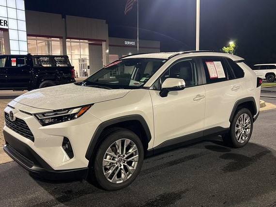 TOYOTA RAV4 2024 2T3C1RFV8RW361325 image