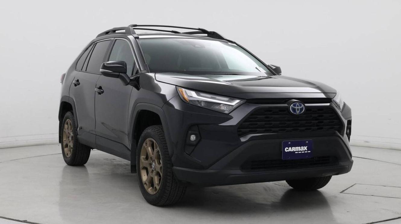 TOYOTA RAV4 2024 2T3UWRFV2RW215797 image