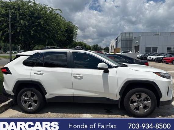 TOYOTA RAV4 2024 JTMRWRFV0RD234299 image