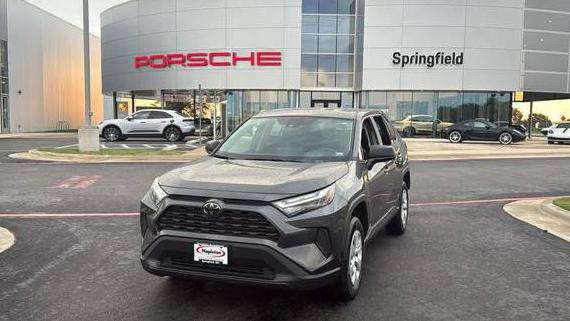 TOYOTA RAV4 2024 2T3F1RFV2RW442737 image