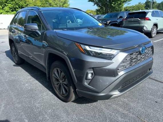 TOYOTA RAV4 2024 2T3D6RFV4RW076742 image