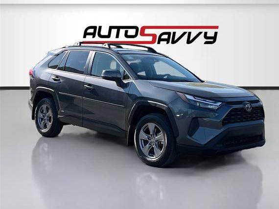 TOYOTA RAV4 2024 JTMRWRFV2RJ061726 image