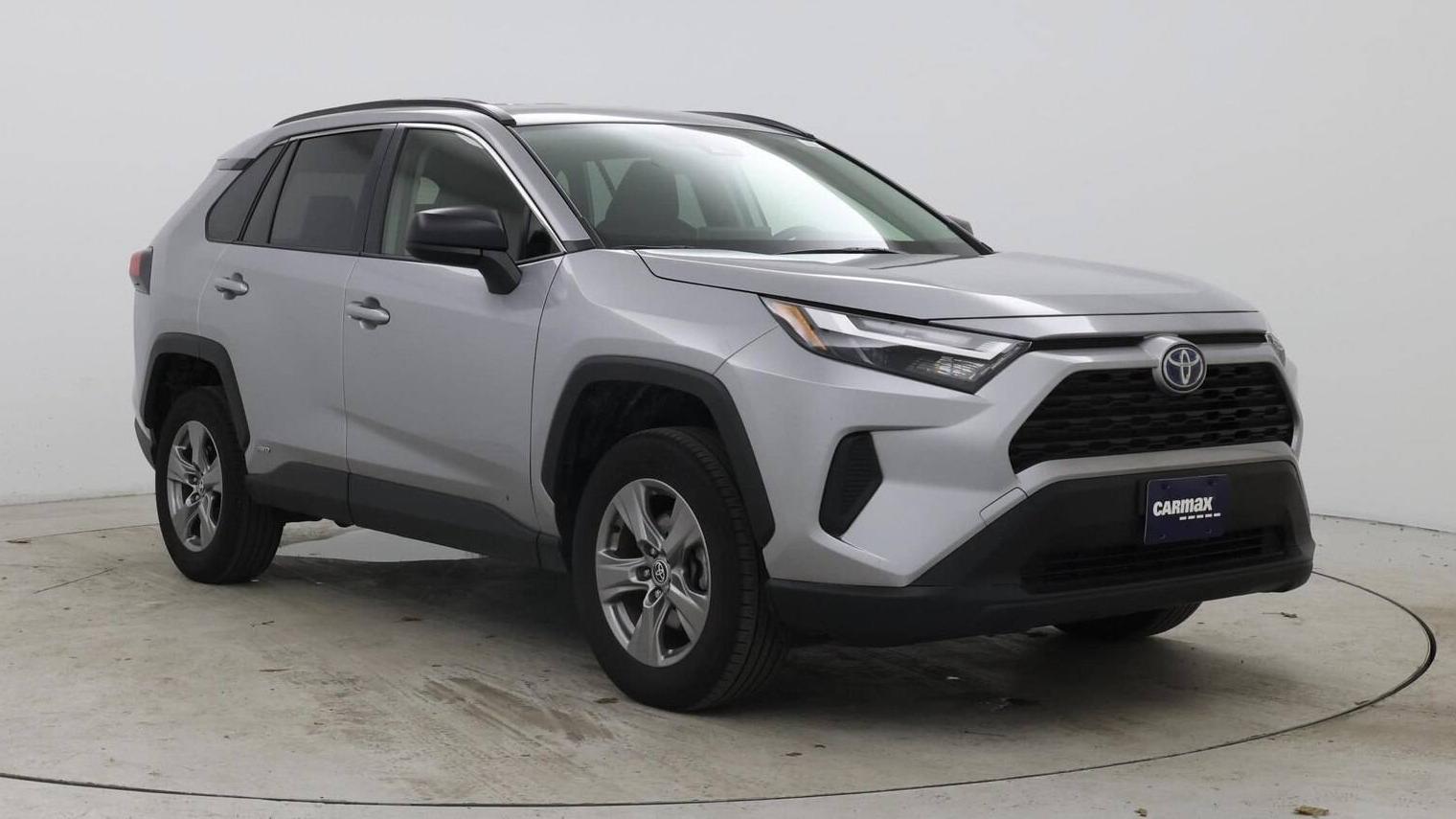 TOYOTA RAV4 2024 JTMLWRFV9RD220309 image