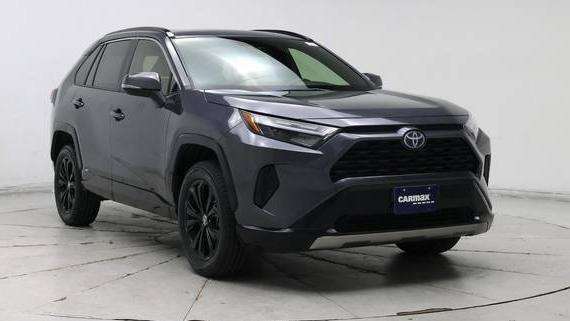 TOYOTA RAV4 2024 JTM16RFV2RD120267 image