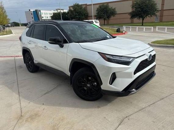 TOYOTA RAV4 2024 2T3E6RFV9RW053381 image