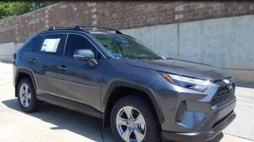 TOYOTA RAV4 2024 JTMRWRFV6RJ058960 image