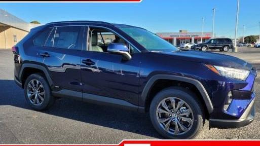 TOYOTA RAV4 2024 JTMB6RFVXRD122238 image