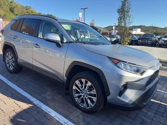 TOYOTA RAV4 2020 2T3A1RFV2LC132056 image TOYOTA RAV4 2020 2T3A1RFV2LC132056 image