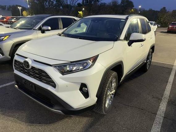 TOYOTA RAV4 2020 2T3N1RFV7LW126642 image